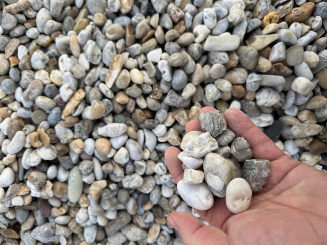 Guľatý kameň 16–32